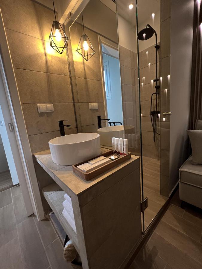 The Nook Suite Ermoúpoli Extérieur photo